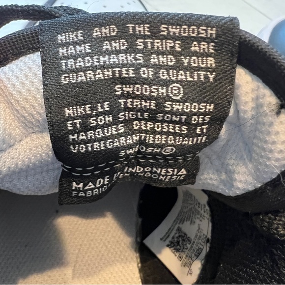 Nike Dunk Low Retro Black White “Panda” Sneakers Women’s Size 9.5 - Picture 9 of 11